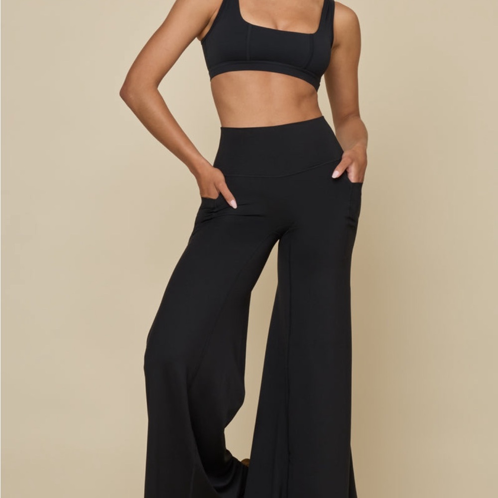 POPFLEX SUPERSCULPT WIDE LEGGINGS MEDIUM 31inseam Black Wide-Leg Pants